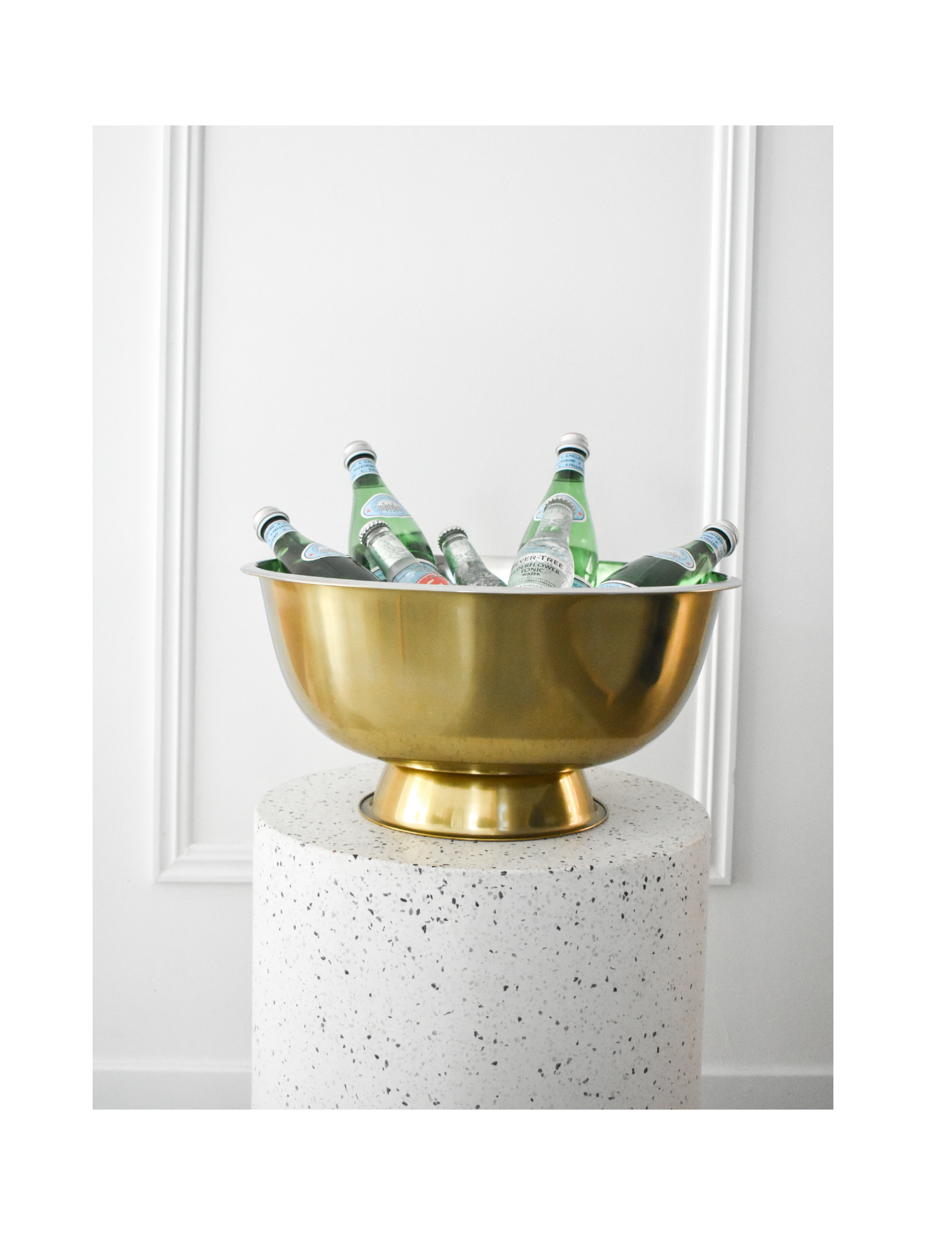 GOLD CHAMPAGNE /  DRINKS TUB. Start from